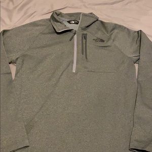 Men’s North Face 1/4 zip